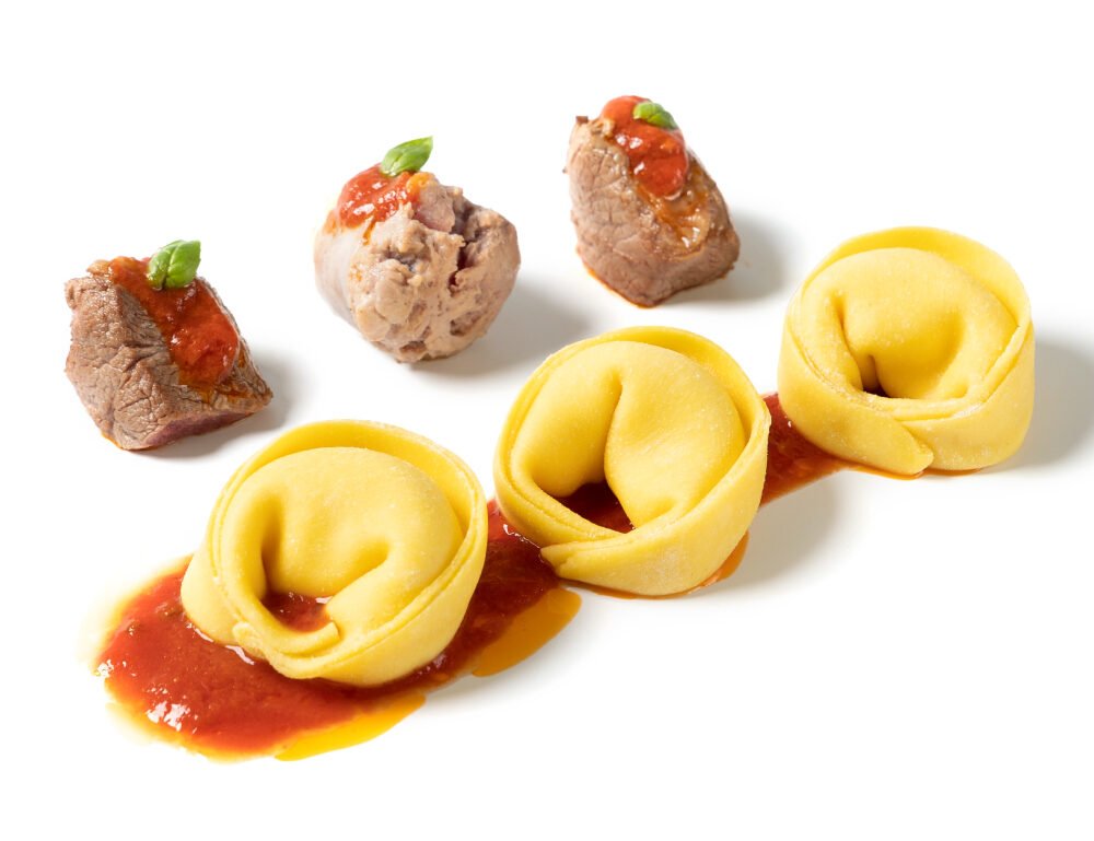 TORTELLO-AL-RAGU-NAPOLETANO-1000×769 (1)
