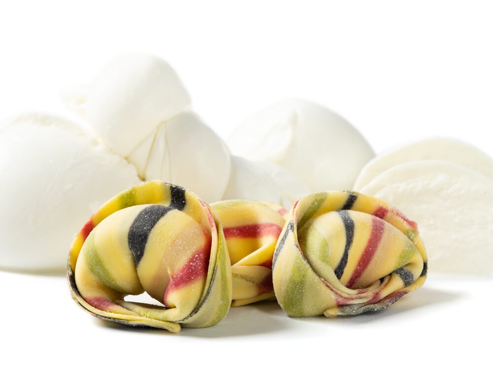 TORTELLO-VARIEGATO-STRACCIATELLA-DI-BUFALA-1000×769