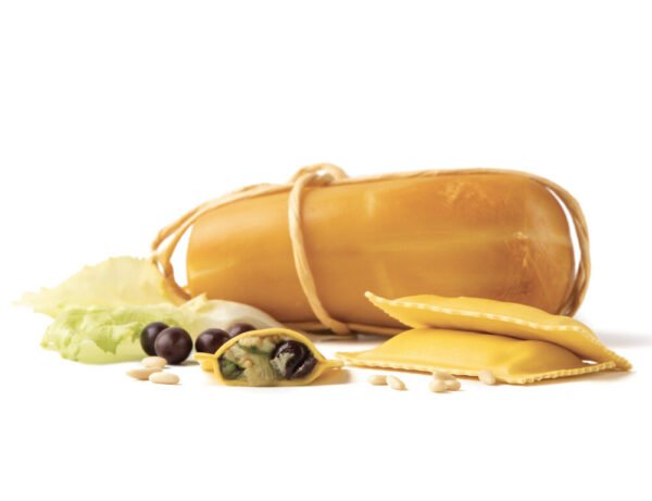 Ravioli me scarola dhe ullinj