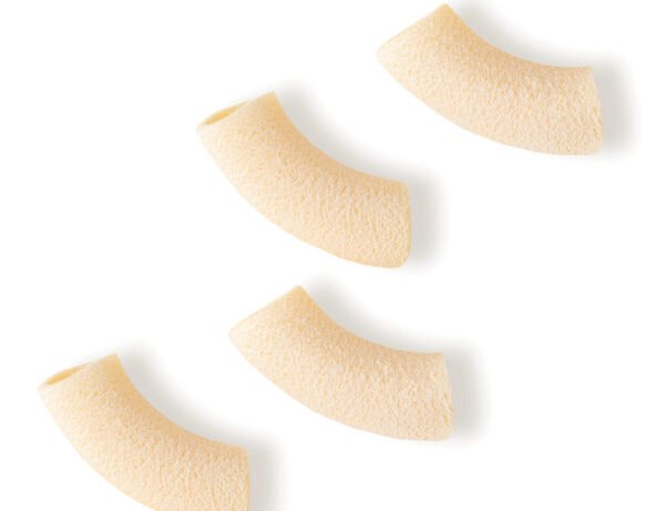 Makarona “Candele” të copëtuara, të tërhequra në bronz